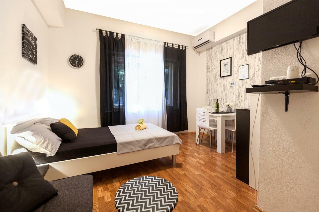 Nicky&Lucky Rooms Split Buitenkant foto